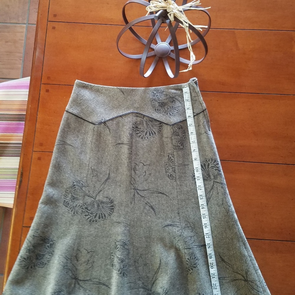 H&M wool flare skirt size 4